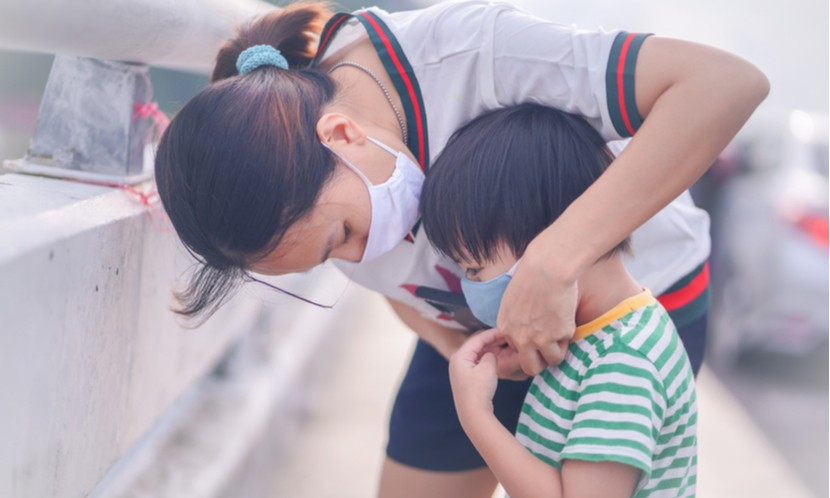 疫情中，我俩在青岛为自闭儿家庭送餐