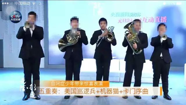 孤独天使系列​⑦ | 游走大街的音乐神童