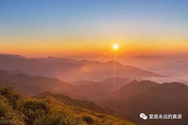 让过去的就过去，这样才能迎接未来